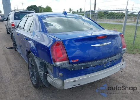 2019 Chrysler 300 Touring из США, поврежденный, VIN 2C3CCAAG7KH676048